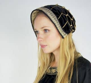 Edle Damenhaube aus Samt - schwarz/gold
